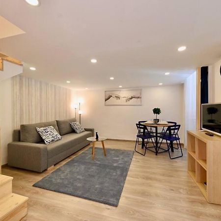 Cute Gallery Flat In Kiraly Street Budapest Exterior photo
